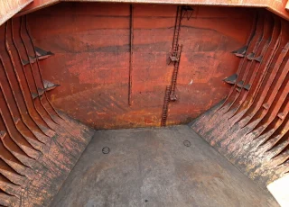 cargo_hold_preparation2