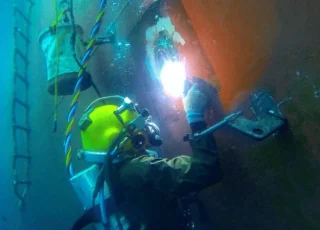 underwater_repairs_2